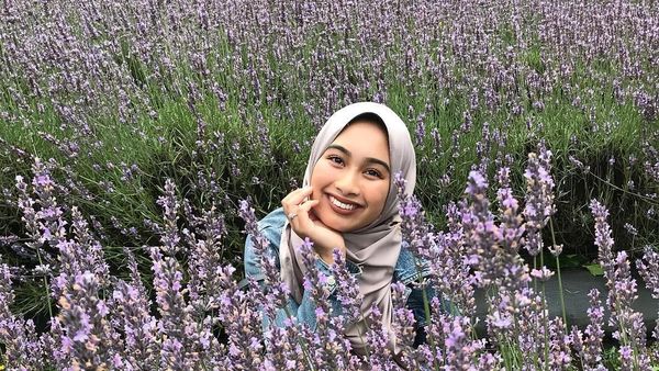Hijabers Finalis Miss Universe Selandia Baru yang Doyan Traveling