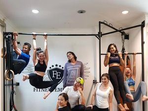 Di Film Mirip Suzzanna, Luna Maya Tetap Garang Kalau Sedang Olahraga