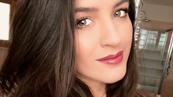 Sosok Wanita Cantik Pemulus Langkah Alisson ke Liverpool