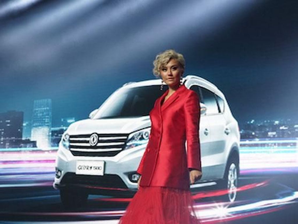 Deretan Pria yang Pernah Lengket dengan Agnez Mo Deretan Pria yang Pernah Lengket dengan Agnez Mo