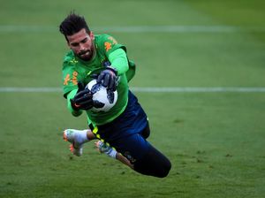 10 Kiper Termahal Dunia, Alisson Nomor 1 10 Kiper Termahal Dunia, Alisson Nomor 1