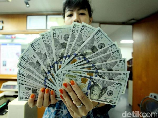 Dolar AS Tembus Rp 14.500