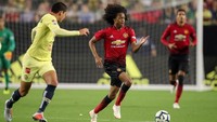 Manajer Jose Mourinho menurunkan pemain lapis seperti Lee Grant, Demetri Mitchell sampai Tahith Chong. Christian Petersen/Getty Images.