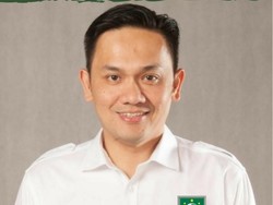 Kehilangan Krisna Mukti, PKB Punya Sundari Soekotjo dan Farhat Abbas