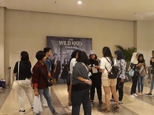Demi KARD, Fans Rela Antre dari Pagi