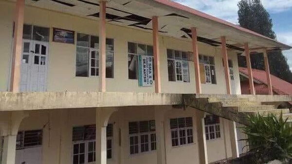 Foto: Bangunan Rusak Akibat Gempa di Padang, 1 Orang Tewas