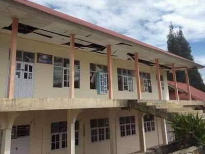 Foto: Bangunan Rusak Akibat Gempa di Padang, 1 Orang Tewas