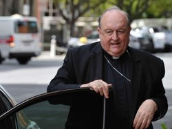 Dewan Pastor Australia Desak Paus Pecat Uskup Agung Adelaide