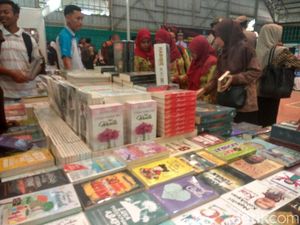 Pameran Buku Nasional di Sidoarjo Tanamkan Budaya Baca ke Anak Pameran Buku Nasional di Sidoarjo Tanamkan Budaya Baca ke Anak