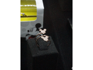 Pertama di Indonesia, Koleksi Perhiasan Emas Bertema Disney