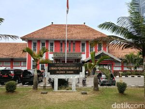 Huni Sel Mewah Lapas Sukamiskin, Suami Inneke Bayar Rp 700 Juta Huni Sel Mewah Lapas Sukamiskin, Suami Inneke Bayar Rp 700 Juta