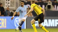 Meski City kalah, Mahrez tampil cukup menonjol di lini serang. Foto: Elsa/Getty Images