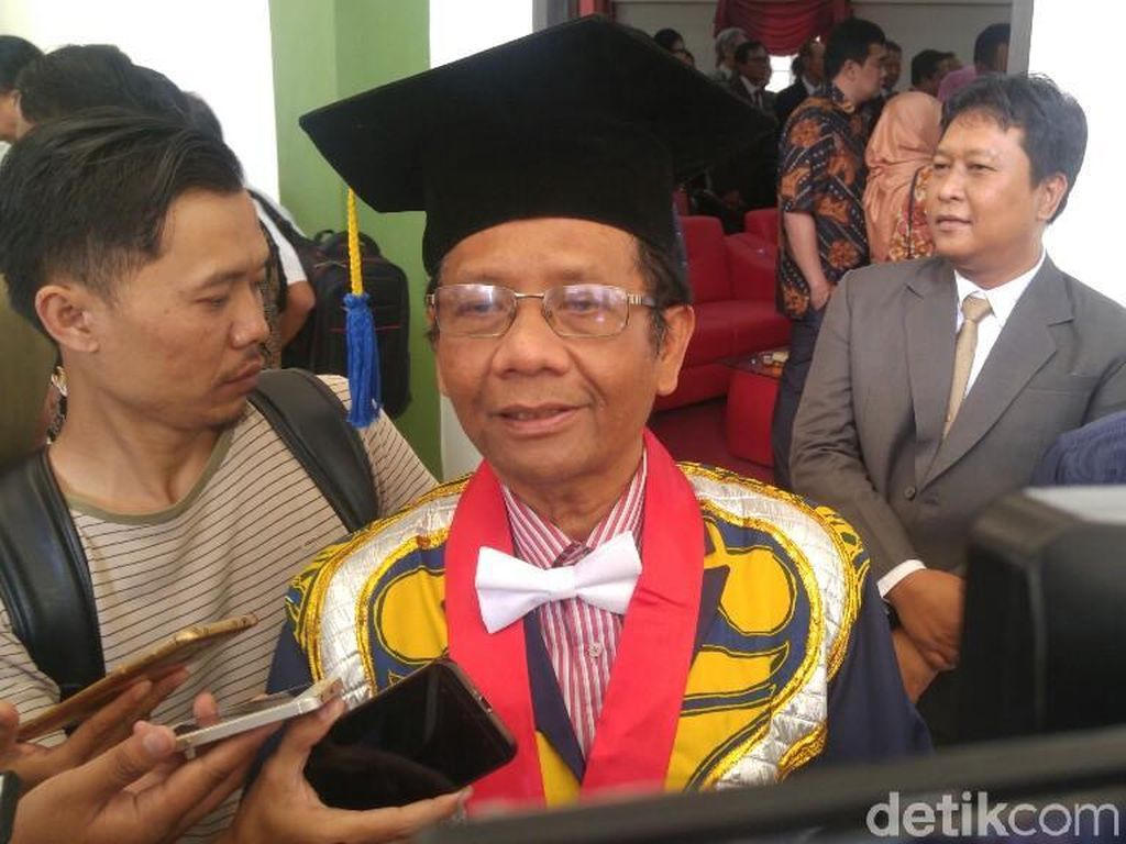 Gugatan Syarat Cawapres, Mahfud MD: Biarkan MK Independen Gugatan Syarat Cawapres, Mahfud MD: Biarkan MK Independen