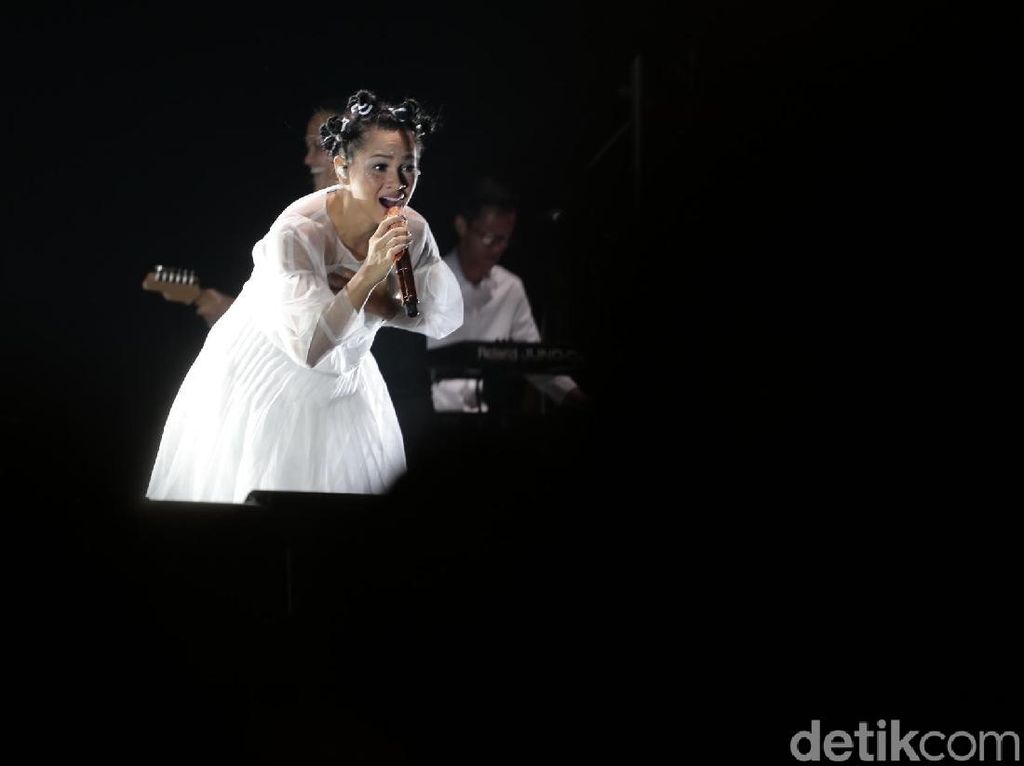 Andien hingga Humania Tampil di Konser Amal Bantu Ibu dan Anak Andien hingga Humania Tampil di Konser Amal Bantu Ibu dan Anak