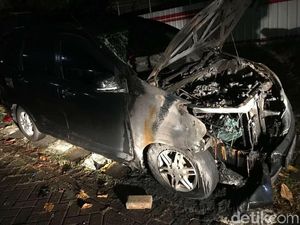 Tips dari Daihatsu Biar Kejadian Mobil Terbakar Tak Terulang Tips dari Daihatsu Biar Kejadian Mobil Terbakar Tak Terulang