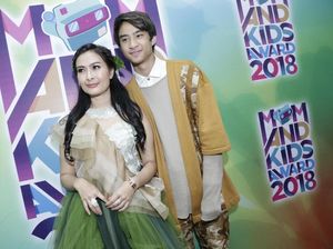 Devano Terjun ke Dunia Hiburan, Iis Dahlia Berikan Pesan Menohok