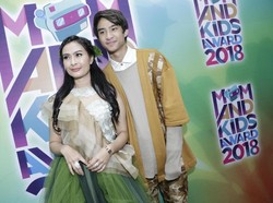 Iis Dahlia Belakangan Jadi Kontroversi, Ini Pembelaan Devano