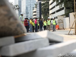 Jalan Sudirman-Thamrin Lurus, Anies: Trotoar Akhir Juli