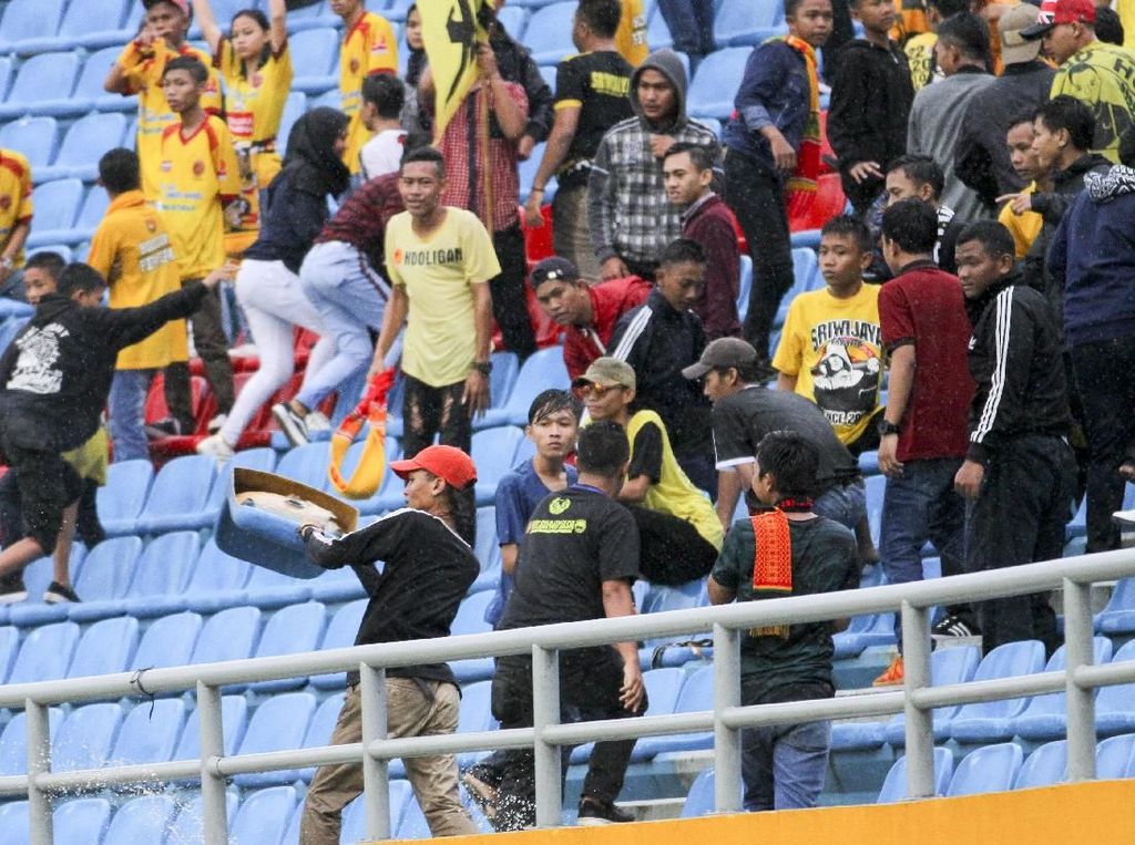 Jangan Rusak Kursi Stadion Gelora Sriwijaya, Ini Harganya Jangan Rusak Kursi Stadion Gelora Sriwijaya, Ini Harganya