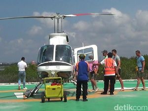 Penyeberangan Tutup, Helikopter Laris Disewa Wisatawan di Bali Penyeberangan Tutup, Helikopter Laris Disewa Wisatawan di Bali