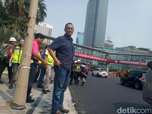 Guiding Block Tunanetra Nabrak Tiang, Ini Kata Anies Baswedan