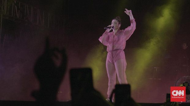 Aksi Lorde di We The Fest 2018.