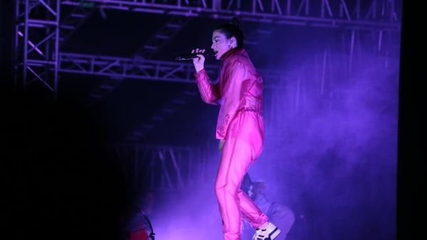 Begini Penampilan Lorde di We The Fest 2018 Semalam