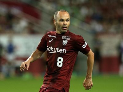 Foto: Andres Iniesta dan Keindahan Jepang