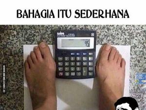 Kocak! Meme Timbangan yang Bikin Berat Badan Kamu Turun dengan Cepat