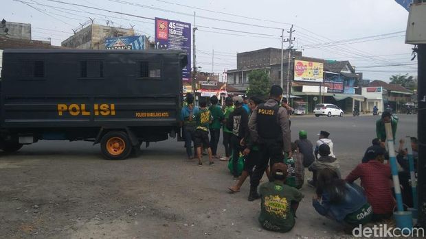 Dampingi Persebayake Magelang, Ratusan Bonek Dipulangkan
