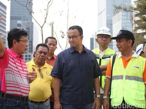Anies Minta Gedung Meriahkan Asian Games: Rakyat Kecil Saja Sudah