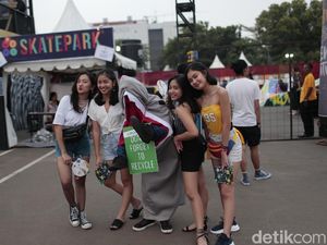 Gaya Seru dan Stylish Penonton We The Fest 2018