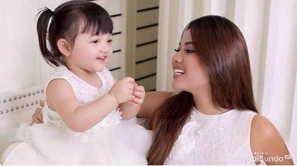 Potret Aurel Momong Adik-adiknya yang Bikin Adem