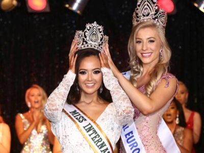 Berdarah Indonesia, PNS Cantik Ini Jadi Juara Miss International UK 2018