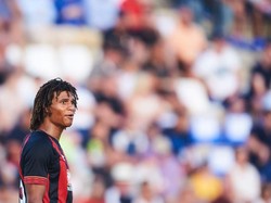 Nathan Ake menjadi pemain termahal yang didatangkan Bournemouth ketika direkrut secara permanen dari Chelsea seharga 20 juta pound sterling pada musim panas 2017. (Foto: Aitor Alcalde/Getty Images)