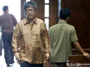 Koruptor e-KTP Anang Sugiana Dieksekusi ke Lapas Sukamiskin Koruptor e-KTP Anang Sugiana Dieksekusi ke Lapas Sukamiskin
