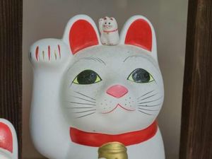 Apakah Memajang Patung Kucing Bisa Membawa Rezeki? Ini Jawabannya Apakah Memajang Patung Kucing Bisa Membawa Rezeki? Ini Jawabannya