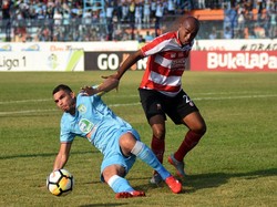 Uji Adrenalin Madura United di Markas Persela