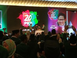 Jokowi-Cak Imin Cipika-cipiki di Harlah ke-20 PKB