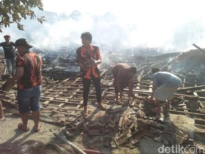 3 Rumah di Demak Ludes Dilalap Si Jago Merah