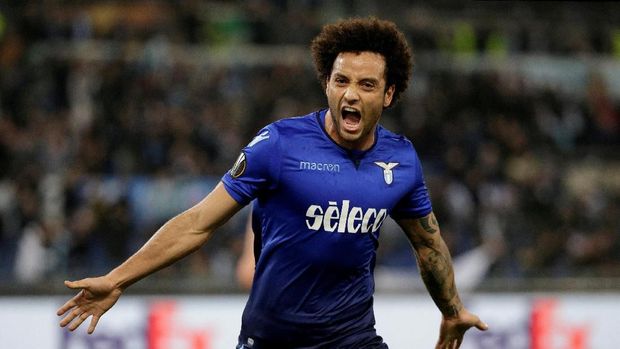 FILE PHOTO: Soccer Football - Europa League Round of 16 First Leg - Lazio vs Dynamo Kiev - Stadio Olimpico, Rome, Italy - March 8, 2018   Lazio's Felipe Anderson celebrates scoring their second goal          REUTERS/Max Rossi/File Photo