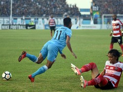 Hasil Pertandingan Liga 1: Persela vs Madura United Berakhir 1-1