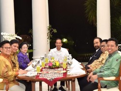 Koalisi Pro Jokowi Kumpul di Istana Bogor, PAN Melipir ke Acara 212