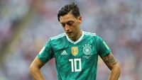 Mesut Oezil dan Momen-momennya Bersama Timnas Jerman