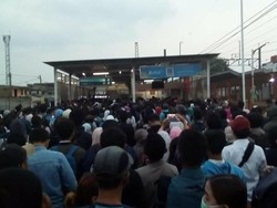 Keluhan Pengguna KRL Soal Tiket Kertas: Acak Kadut Seperti Dulu!