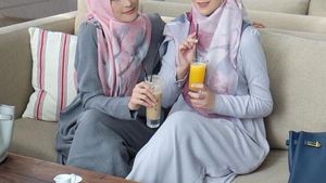 Mengintip 10 Momen Kulineran Artis Cantik Ineke Koesherawati