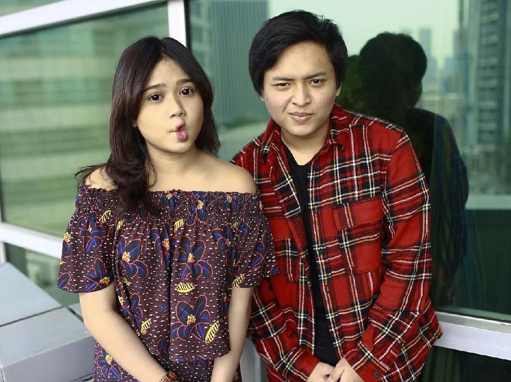 Rekomendasi 5 Lagu Baru di Spotify Hari Ini Rekomendasi 5 Lagu Baru di Spotify Hari Ini