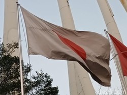 Duh, Bendera Peserta Asian Games di Kemayoran Dekil
