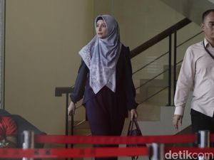 Ke mana Perginya Inneke Koesherawati? Ke mana Perginya Inneke Koesherawati?