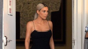 5 Gaya Seksi Kim Kardashian Datang ke Pesta Pernikahan